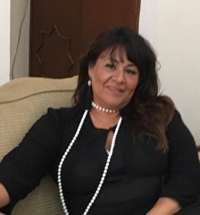 Laura Guillén, Profesional inmobiliaria. Compra, venta y renta de propiedades